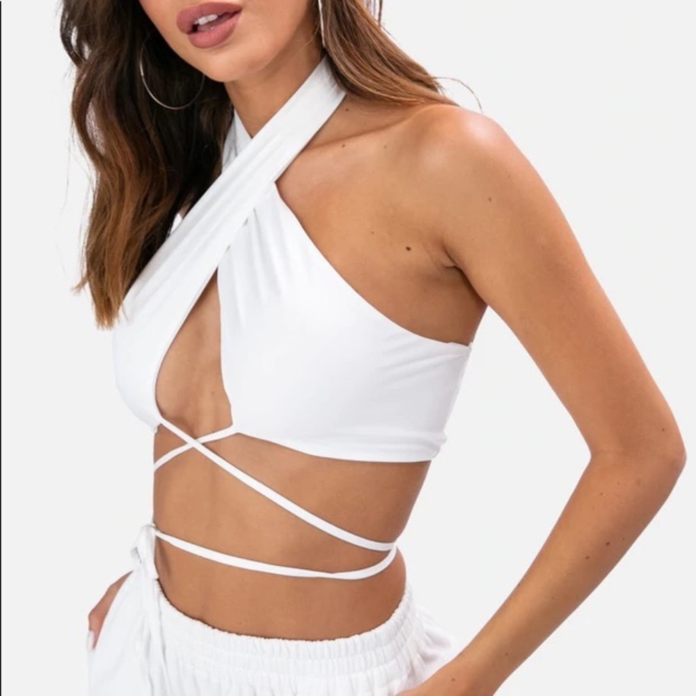 CROSS WRAP HALTER TOP